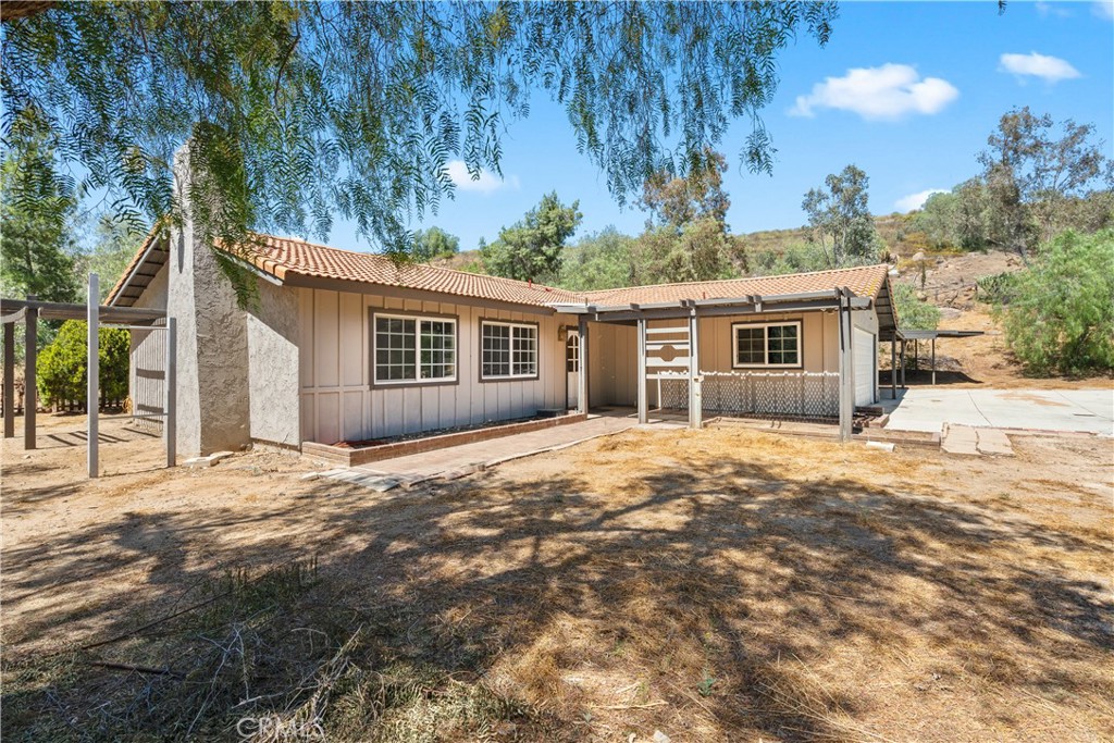 22513 Country Squire Road