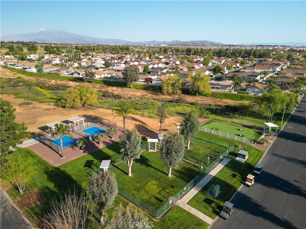 10961 Desert Lawn Drive 276