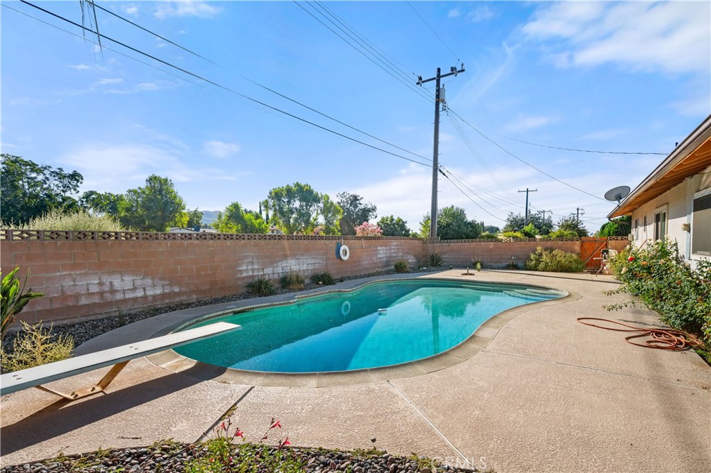 12855 Lantana Avenue