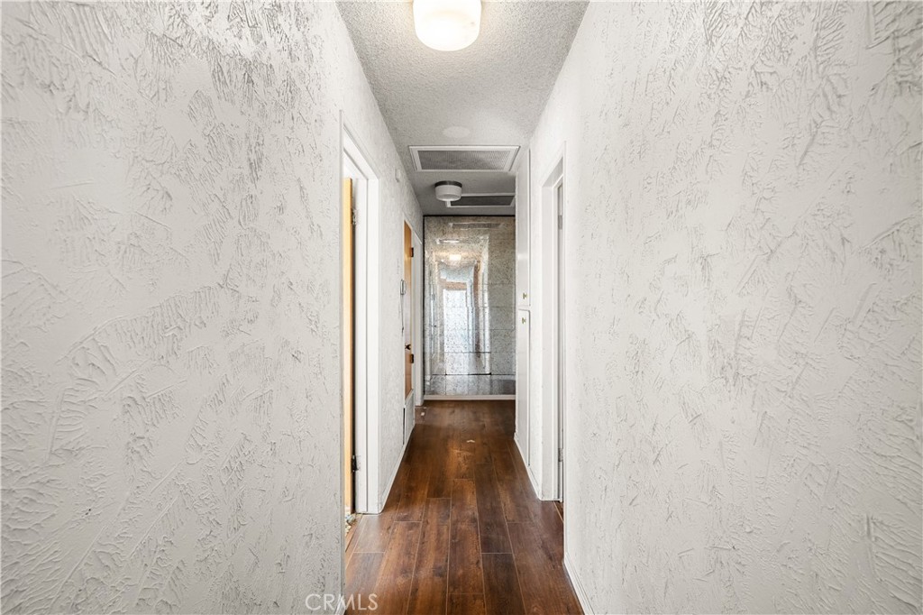 12855 Lantana Avenue