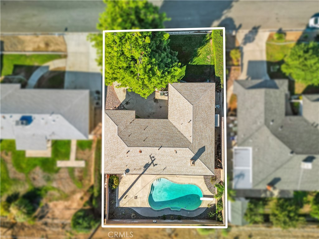 12855 Lantana Avenue