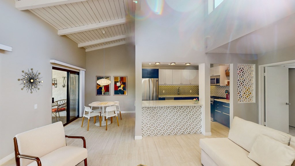 1150 E Palm Canyon Drive 82