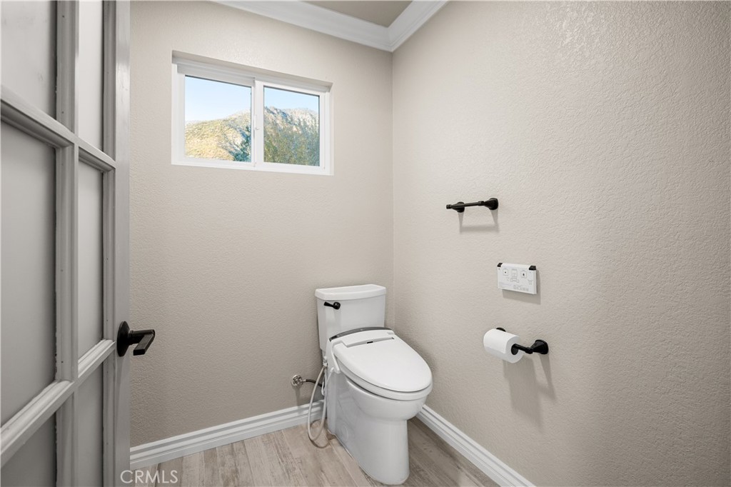 39327 Oak Glen Road