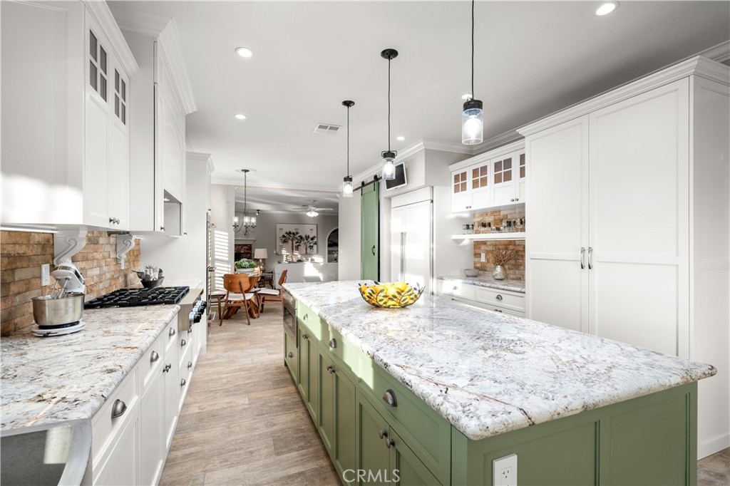 39327 Oak Glen Road