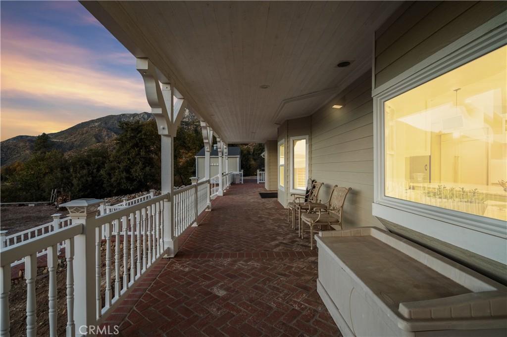 39327 Oak Glen Road