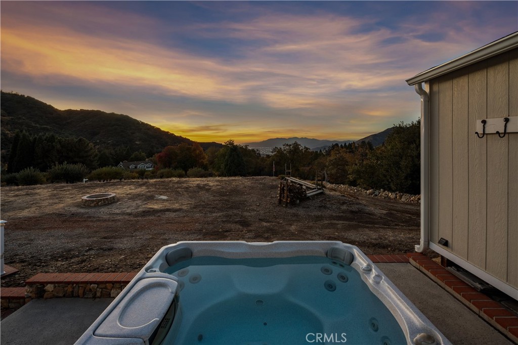 39327 Oak Glen Road