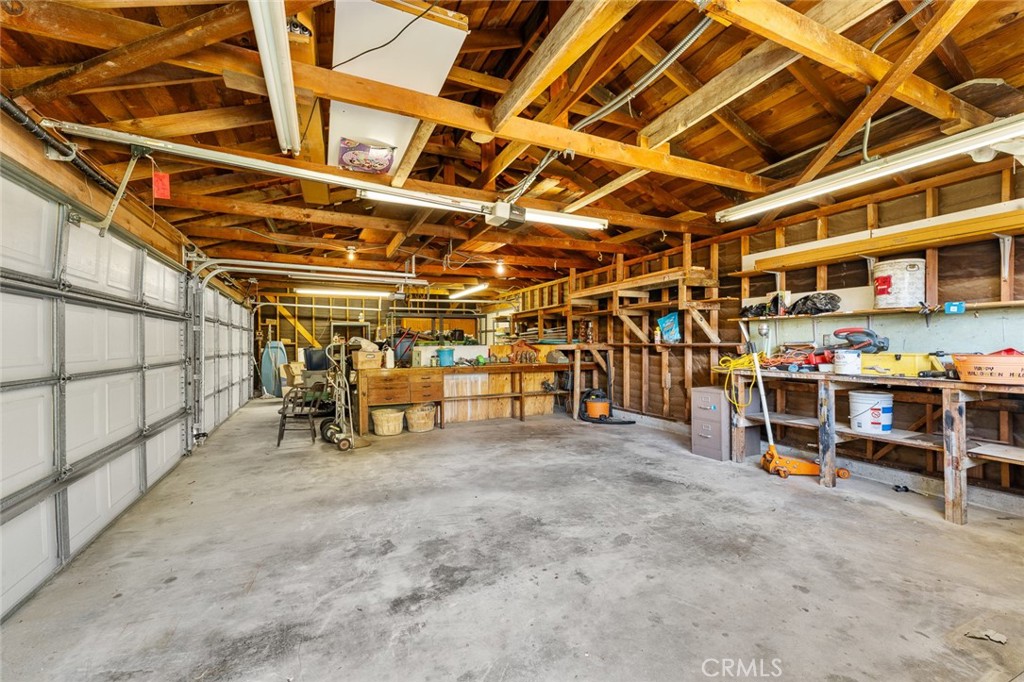 12232 Rosedale Avenue