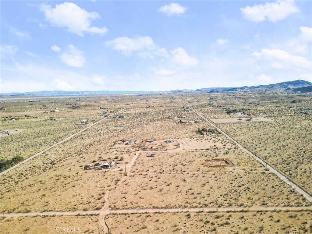 56125 Valley View Road