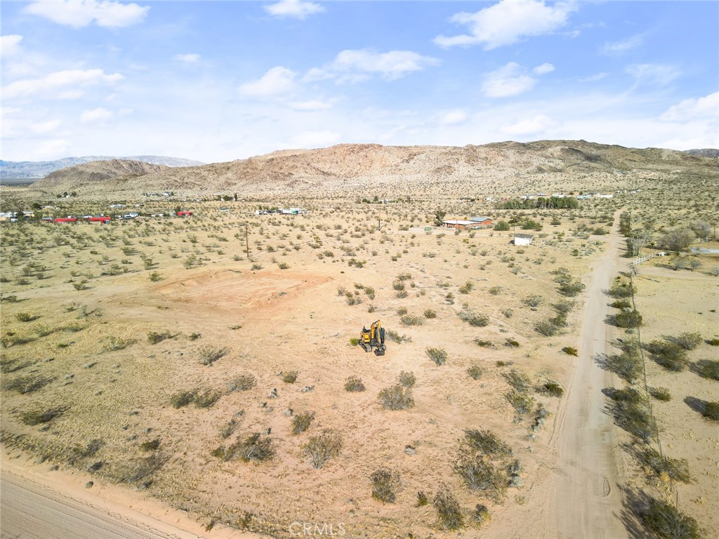 56125 Valley View Road