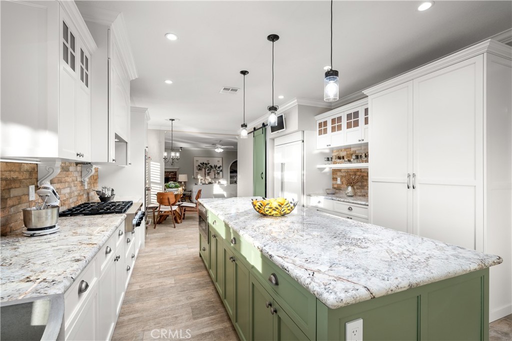 39327 Oak Glen Road