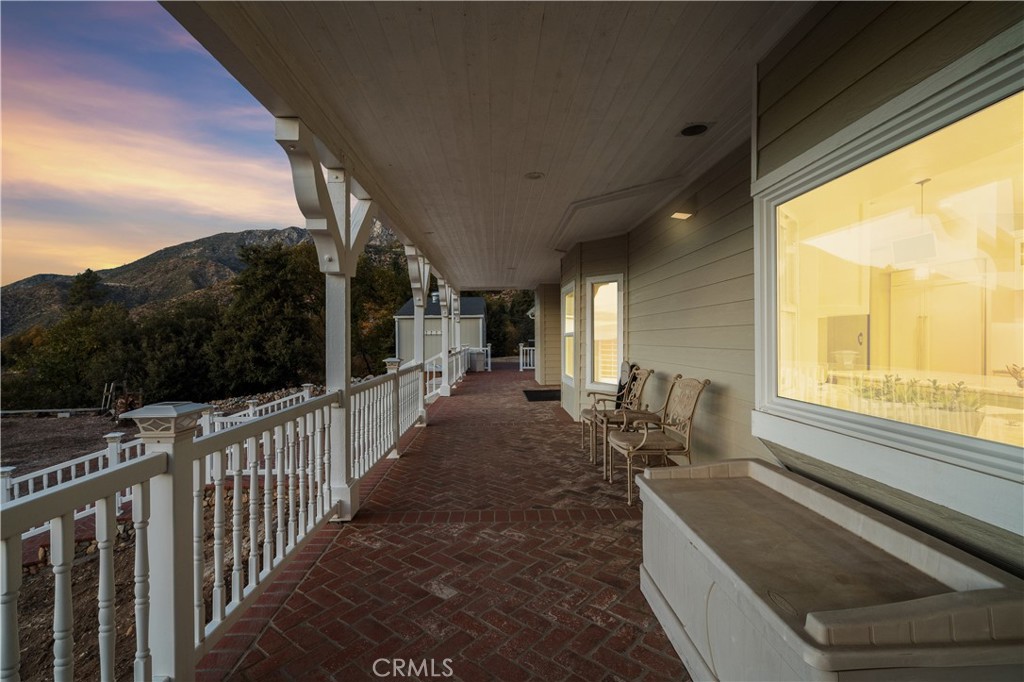 39327 Oak Glen Road