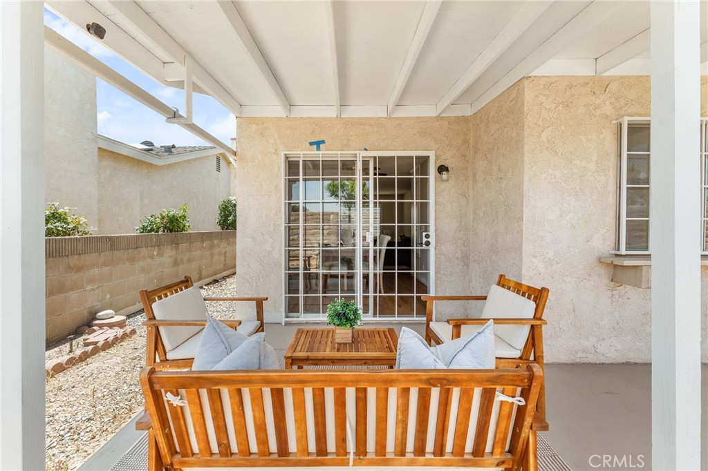 2231 El Rancho Circle