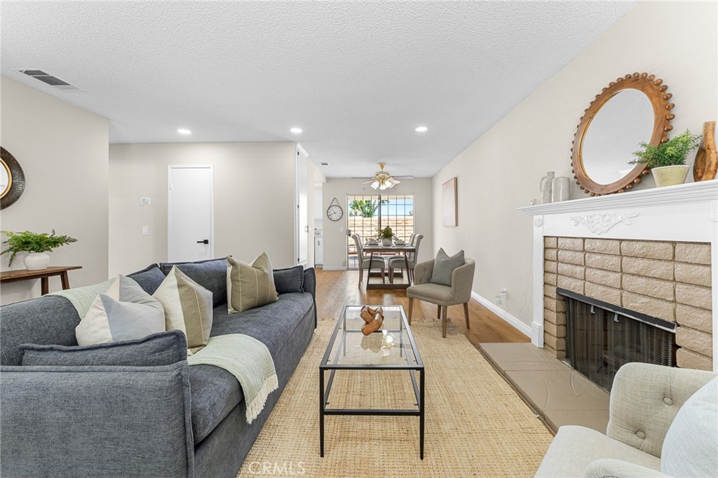 2231 El Rancho Circle