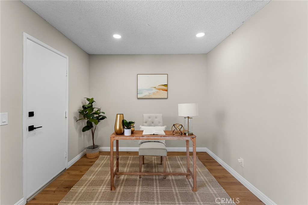 2231 El Rancho Circle