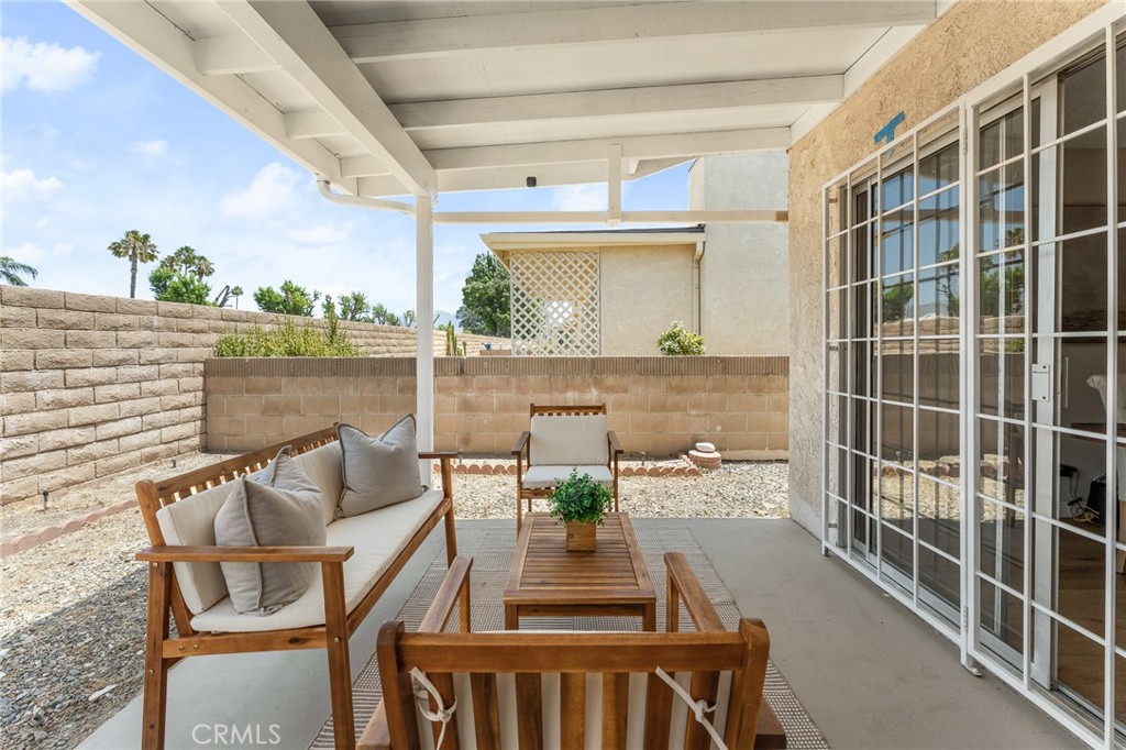 2231 El Rancho Circle