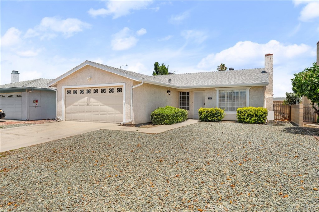 2231 El Rancho Circle