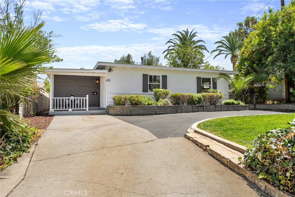 670 E Palm Avenue