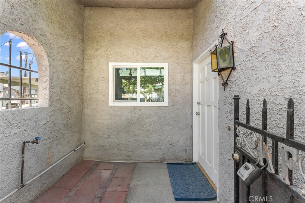 3600 Mountain Avenue 14F