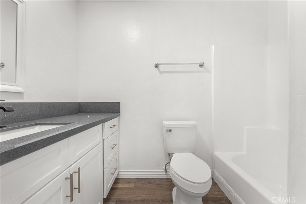 3600 Mountain Avenue 14F