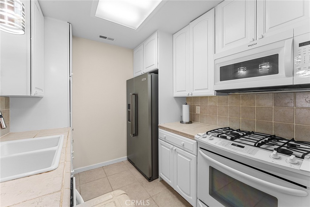 26200 Redlands Boulevard 4