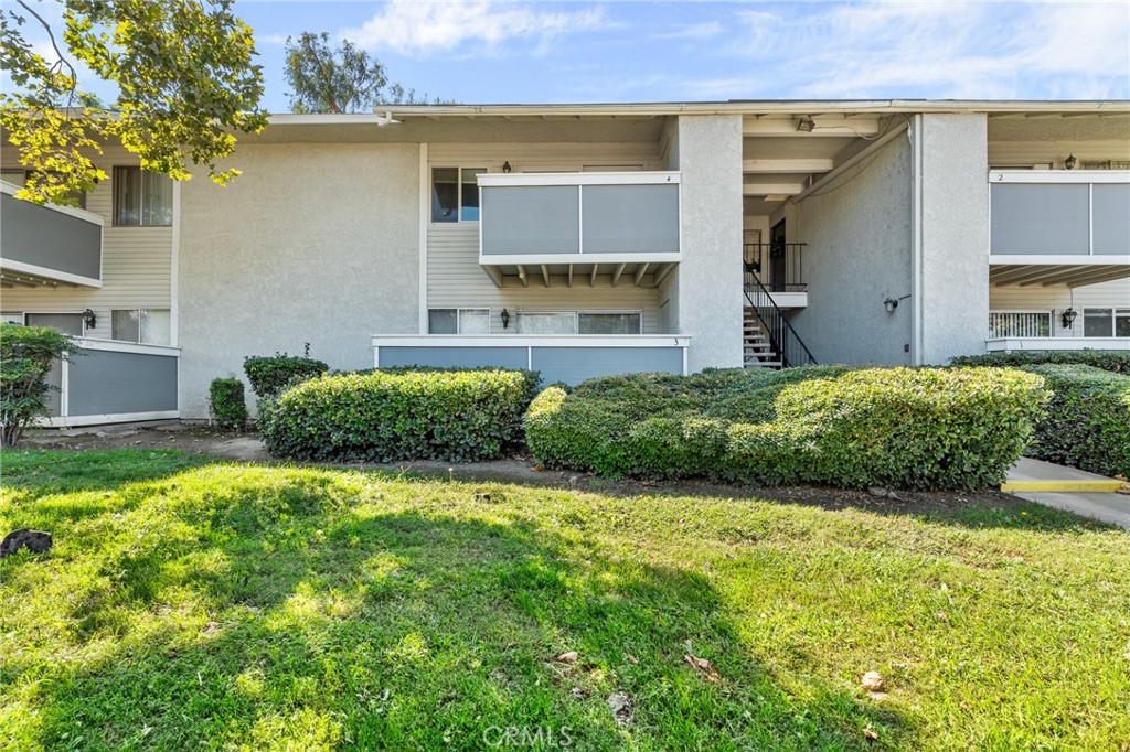 26200 Redlands Boulevard 4