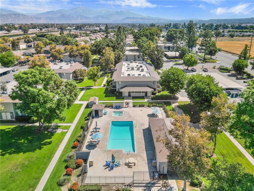 26200 Redlands Boulevard 4