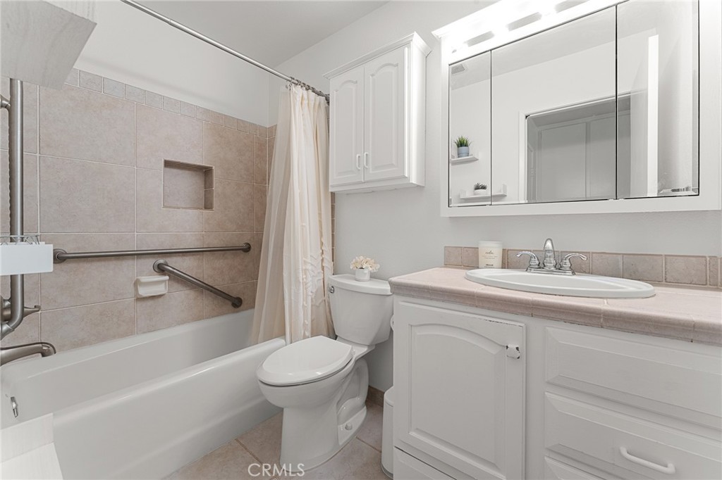 26200 Redlands Boulevard 4