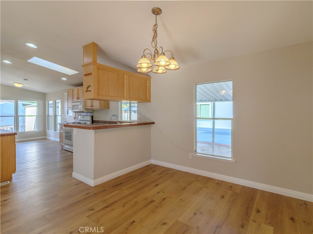 21100 State Street 373