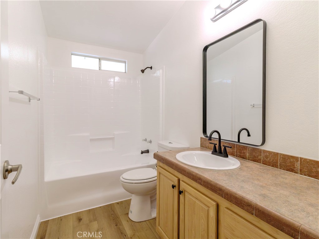 21100 State Street 373