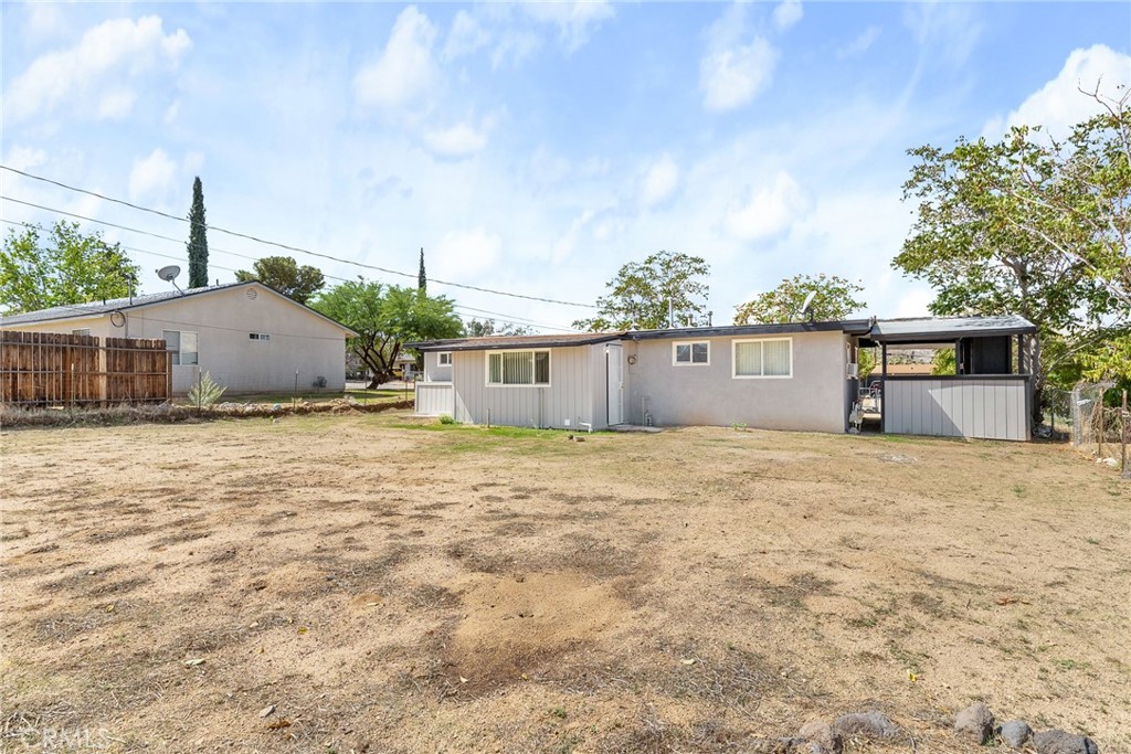 7427 Acoma Trail