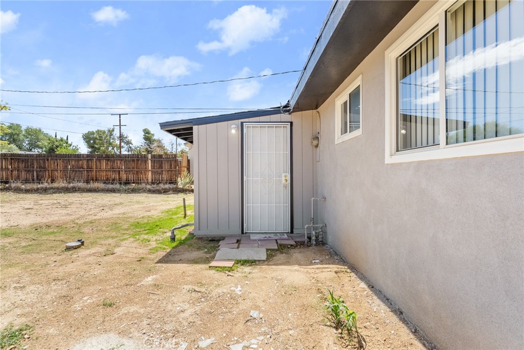 7427 Acoma Trail