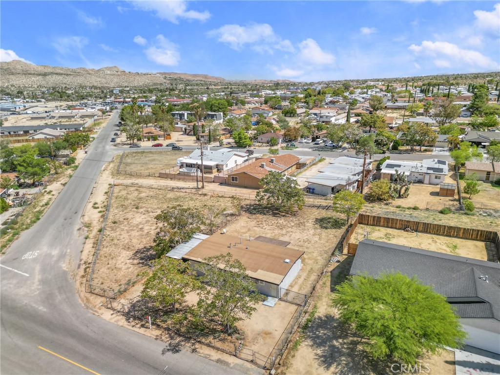 7427 Acoma Trail