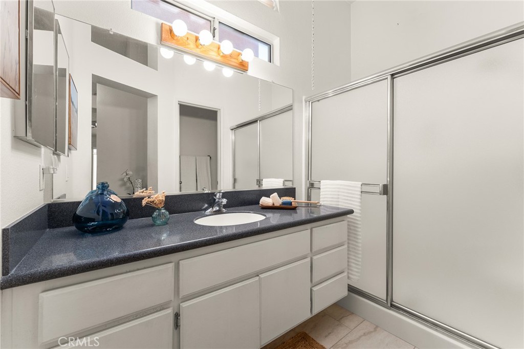 1020 Southern Hills Drive