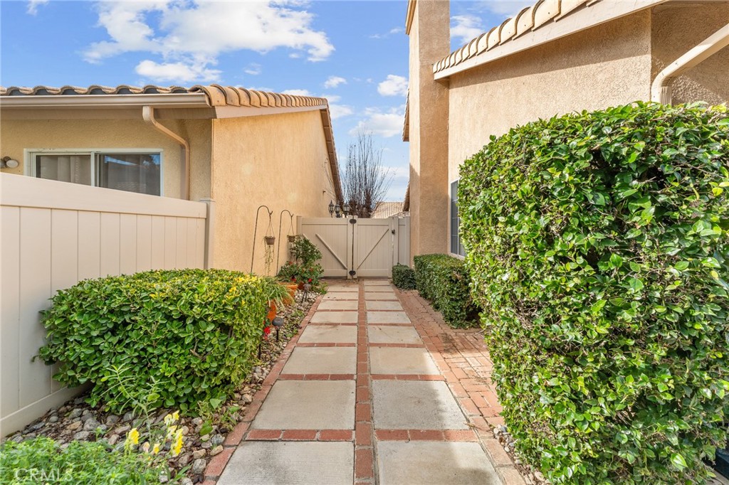 1020 Southern Hills Drive