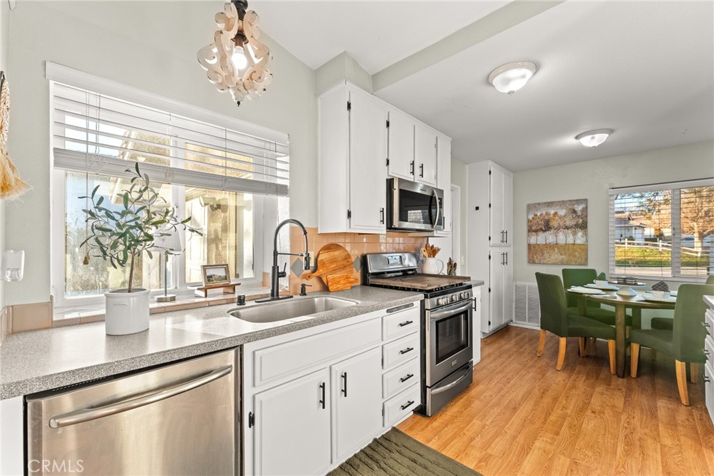 3502 White Oak Drive