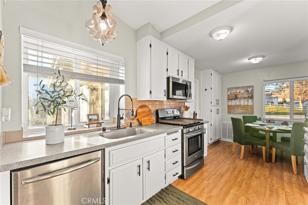 3502 White Oak Drive