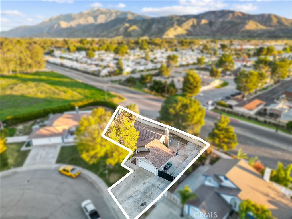 3502 White Oak Drive