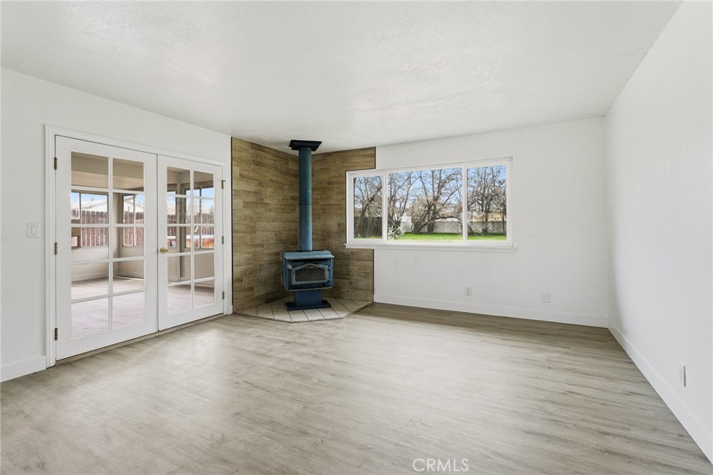 10312 Hawthorne Avenue