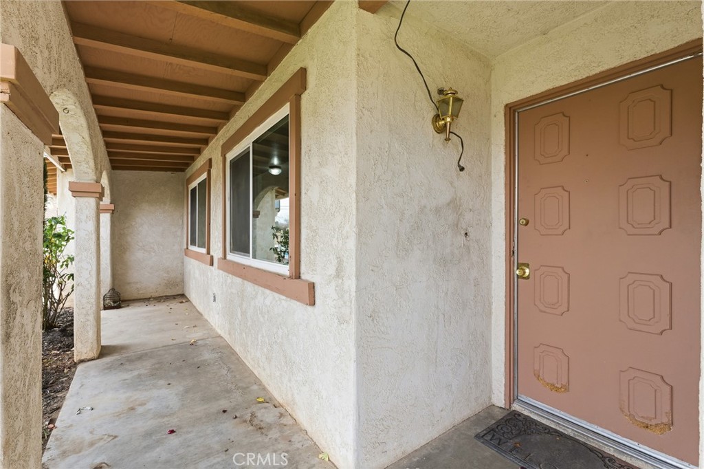 10312 Hawthorne Avenue