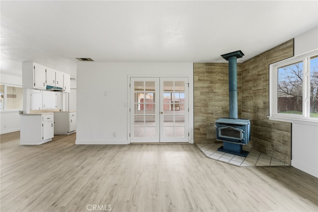 10312 Hawthorne Avenue