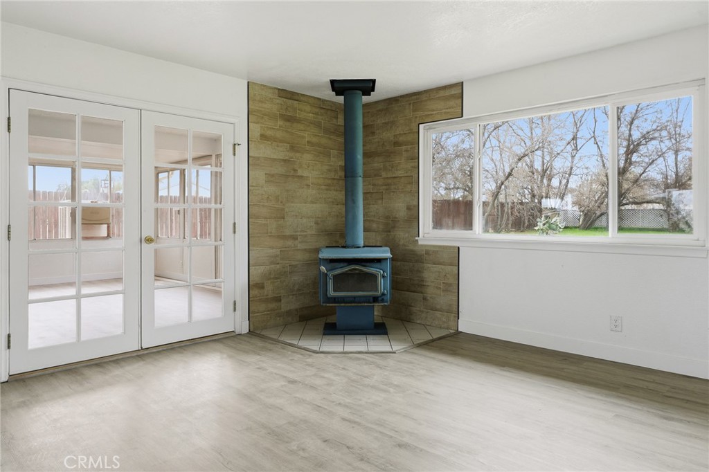 10312 Hawthorne Avenue