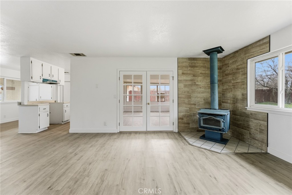 10312 Hawthorne Avenue