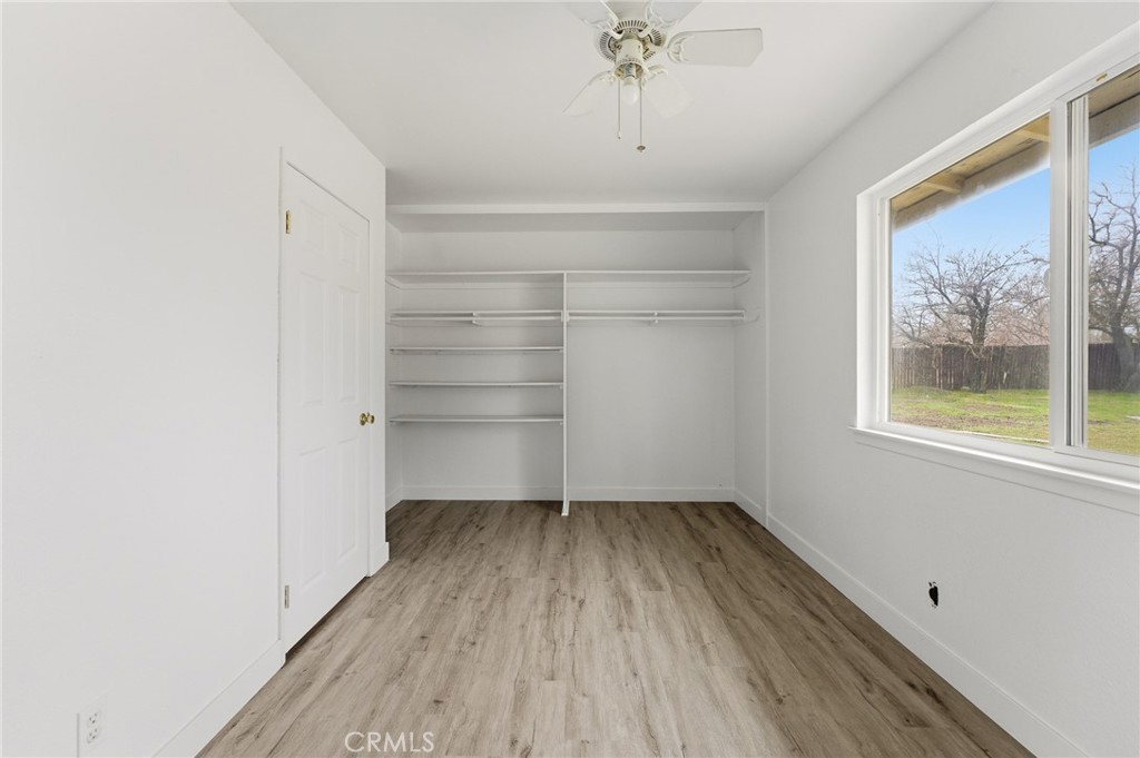 10312 Hawthorne Avenue