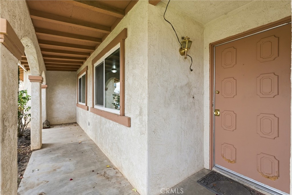 10312 Hawthorne Avenue