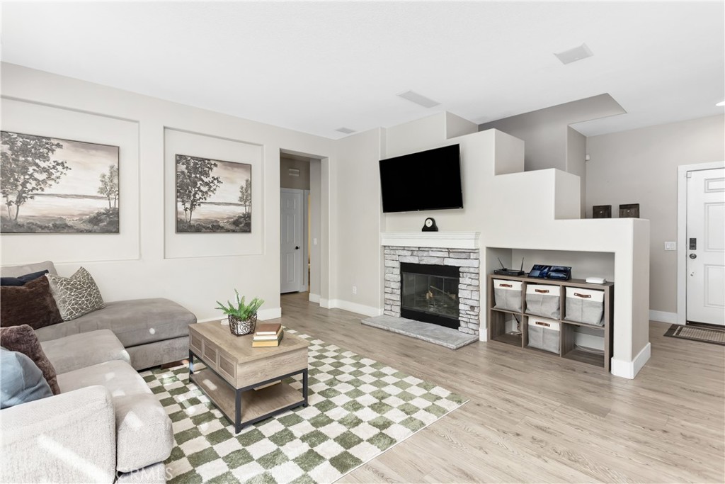 13375 Cherrylaurel Avenue