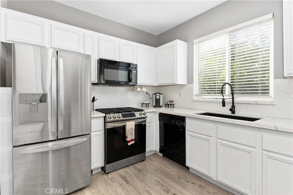 13375 Cherrylaurel Avenue