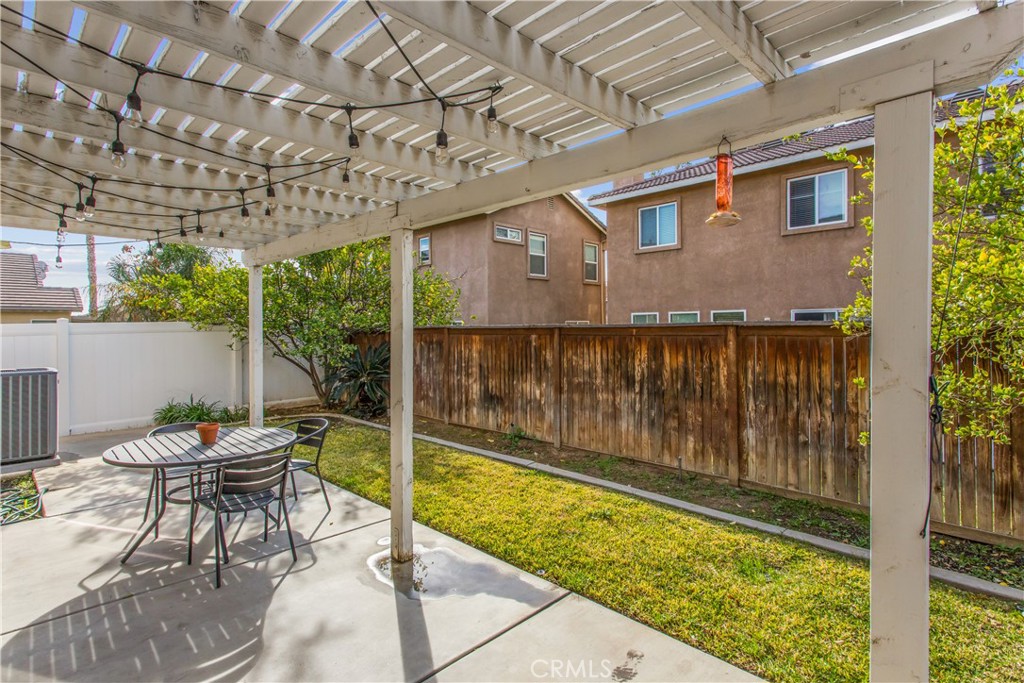 13375 Cherrylaurel Avenue