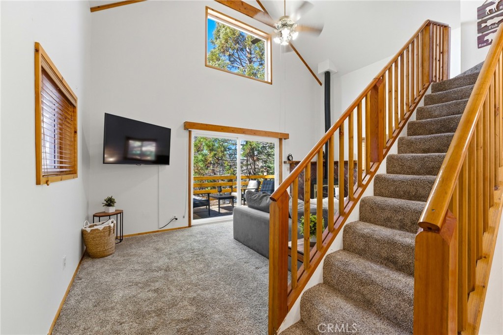 33435 Falling Leaf Drive