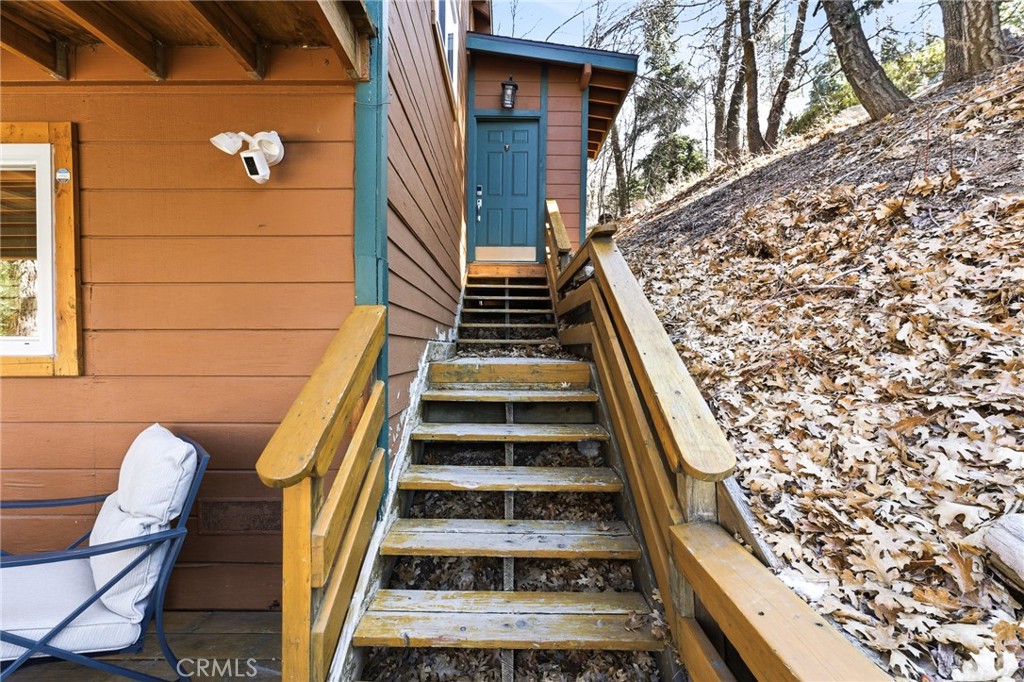 33435 Falling Leaf Drive