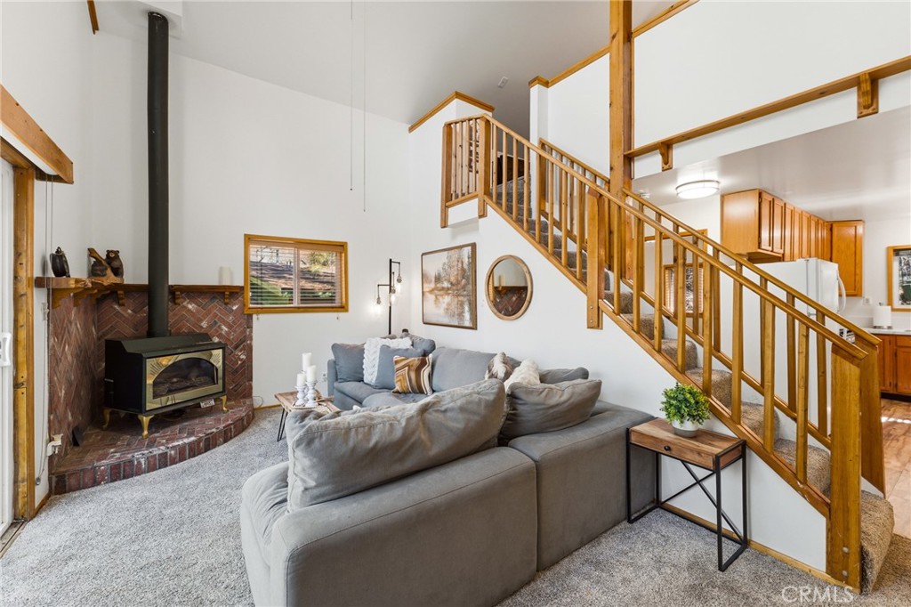 33435 Falling Leaf Drive